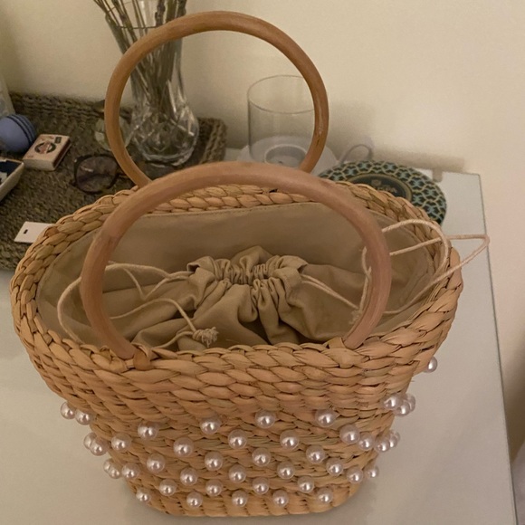 POOLSIDE The Mak Pearly Straw Mini Beach Tote Bag - Picture 3 of 3